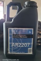 587133