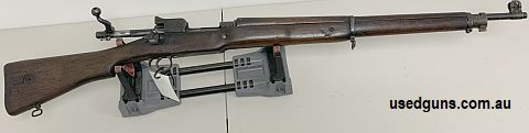 402828
