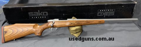 422973