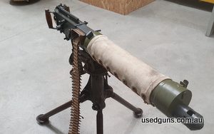425658