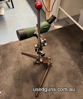 433696