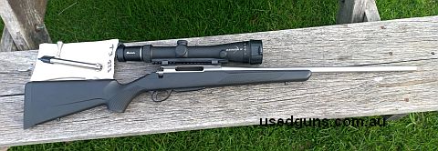438961