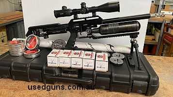 439305