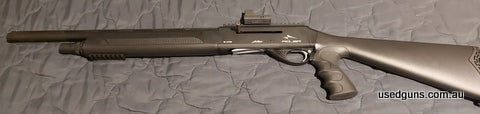 458069
