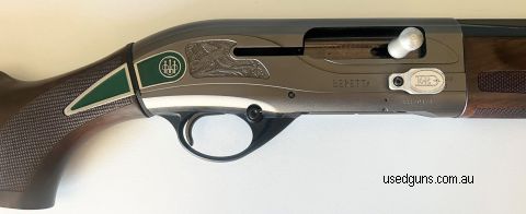 472745