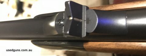 483529