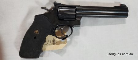 492040