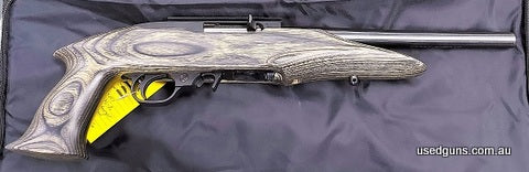 493003