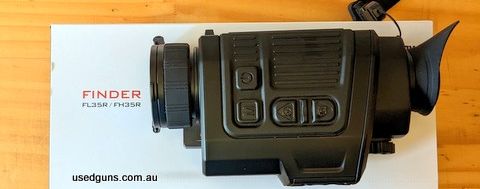 493118