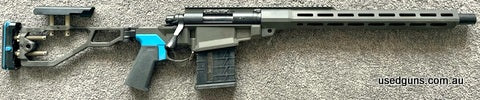 496099