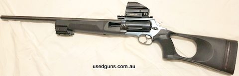 496768
