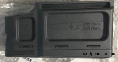 496933