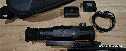 531100