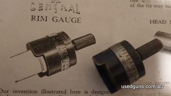 558809
