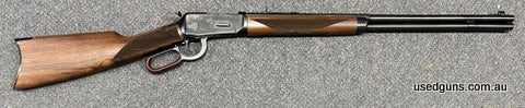 560111