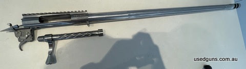 561742