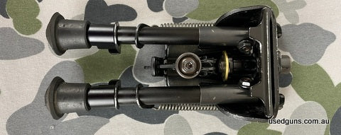 564002