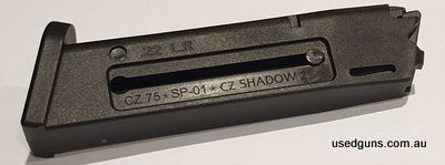 571102