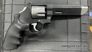 571374