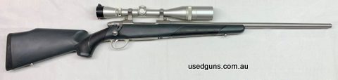 571437