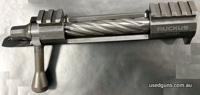 587047