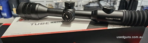 592427
