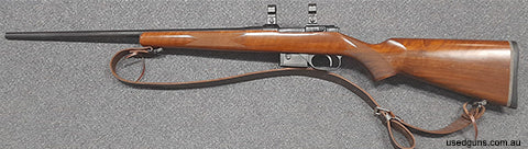 616960
