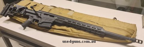 621701