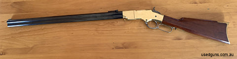 636197