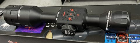 700598