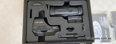469985