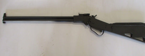 641703