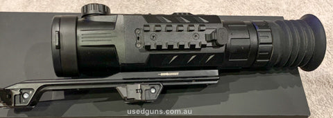 598667