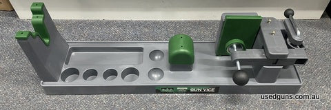 562440