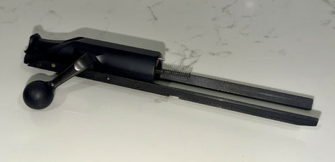 22009952